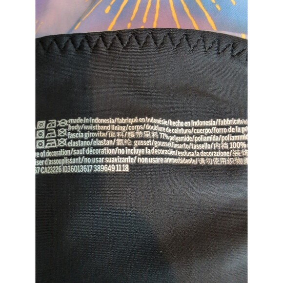 NWOT Victoria Secret Sport Size L Legging Purple Mystical Shine Yoga Athleisure - Picture 8 of 10